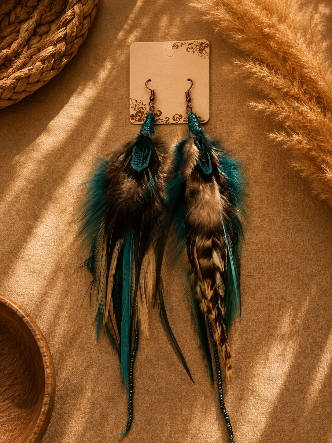 Aretes Artesanales de Plumas