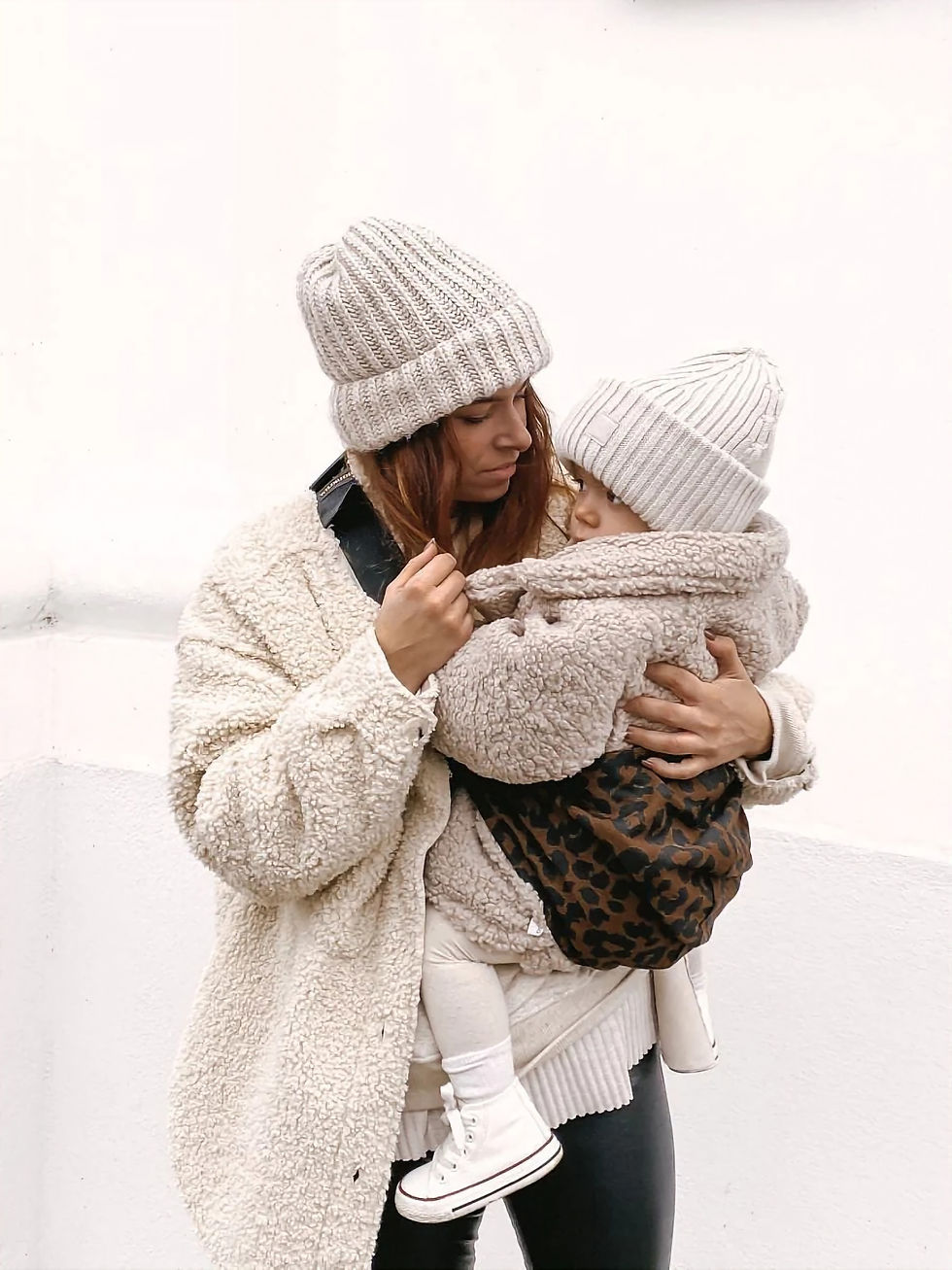 Thumbnail: Wildride Toddler Carrier (Leopard Print Brown)