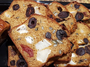 Midi, soir ou Apéro...un cake salé ?