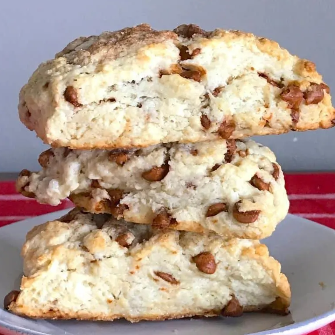 Recipe: Cinnamon Chip Scones & Glaze