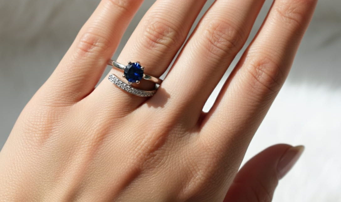 .925 Sterling Silver blue cubic zirconia adjustable ring