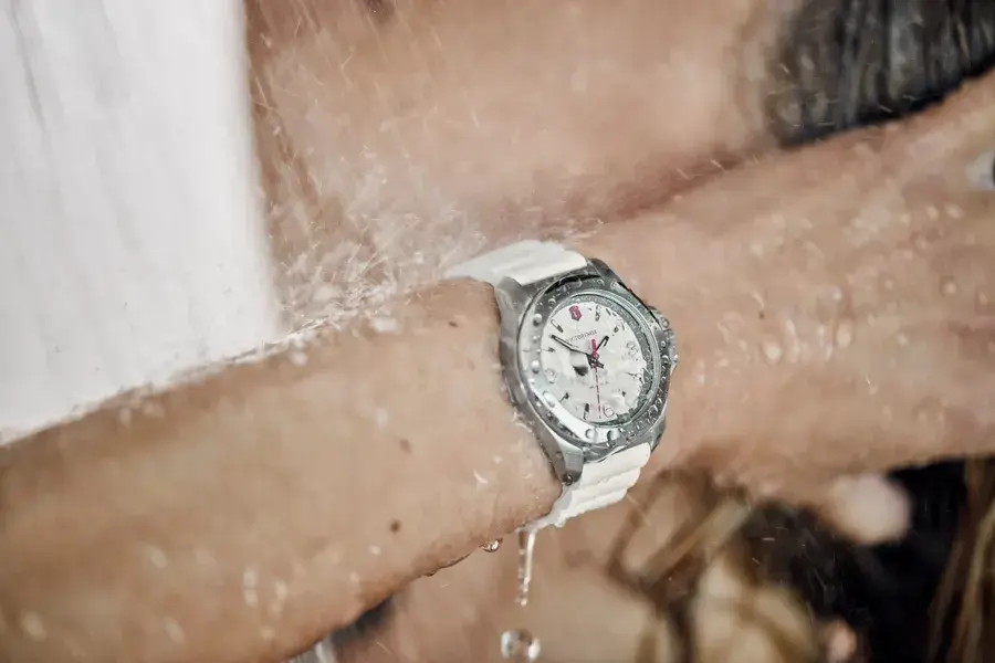 Miniature : I.N.O.X. V V241921