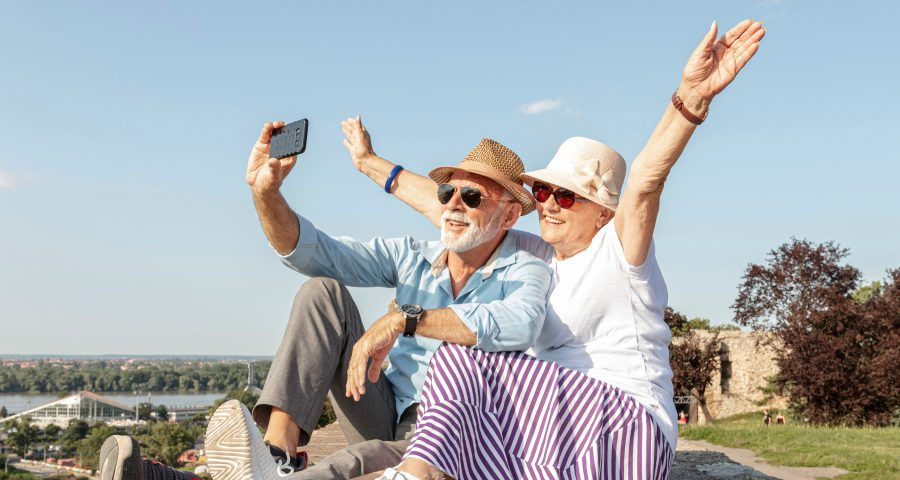Adultos mayes en verano