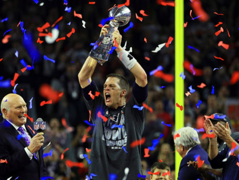 TOM BRADY: O RETORNO