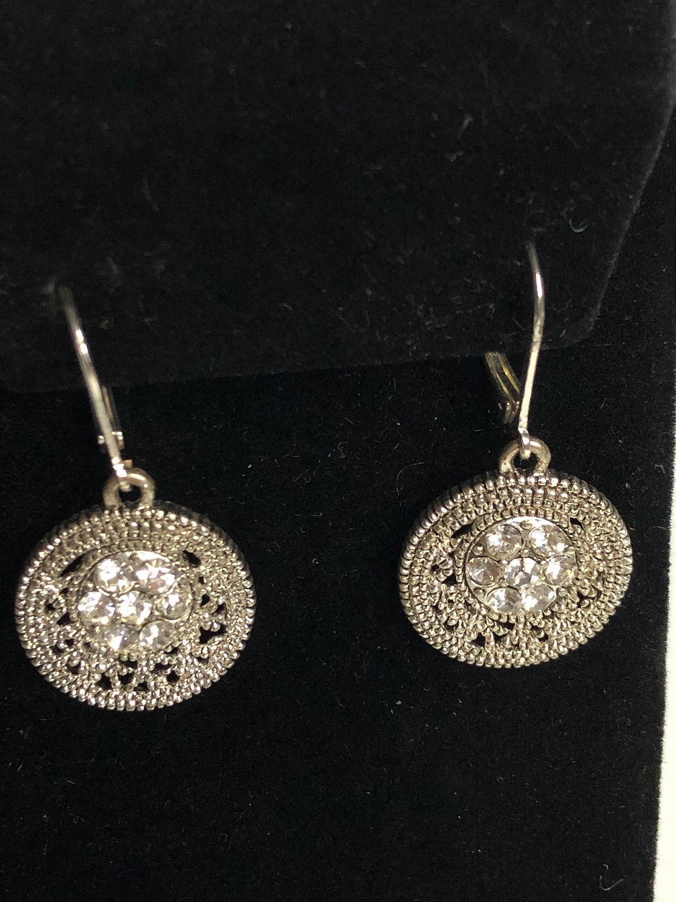 Thumbnail: Designer  ROUND  pendant with earrings