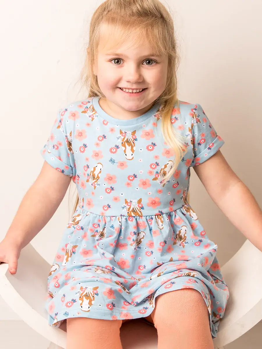 Thumbnail: Bella the horse dress