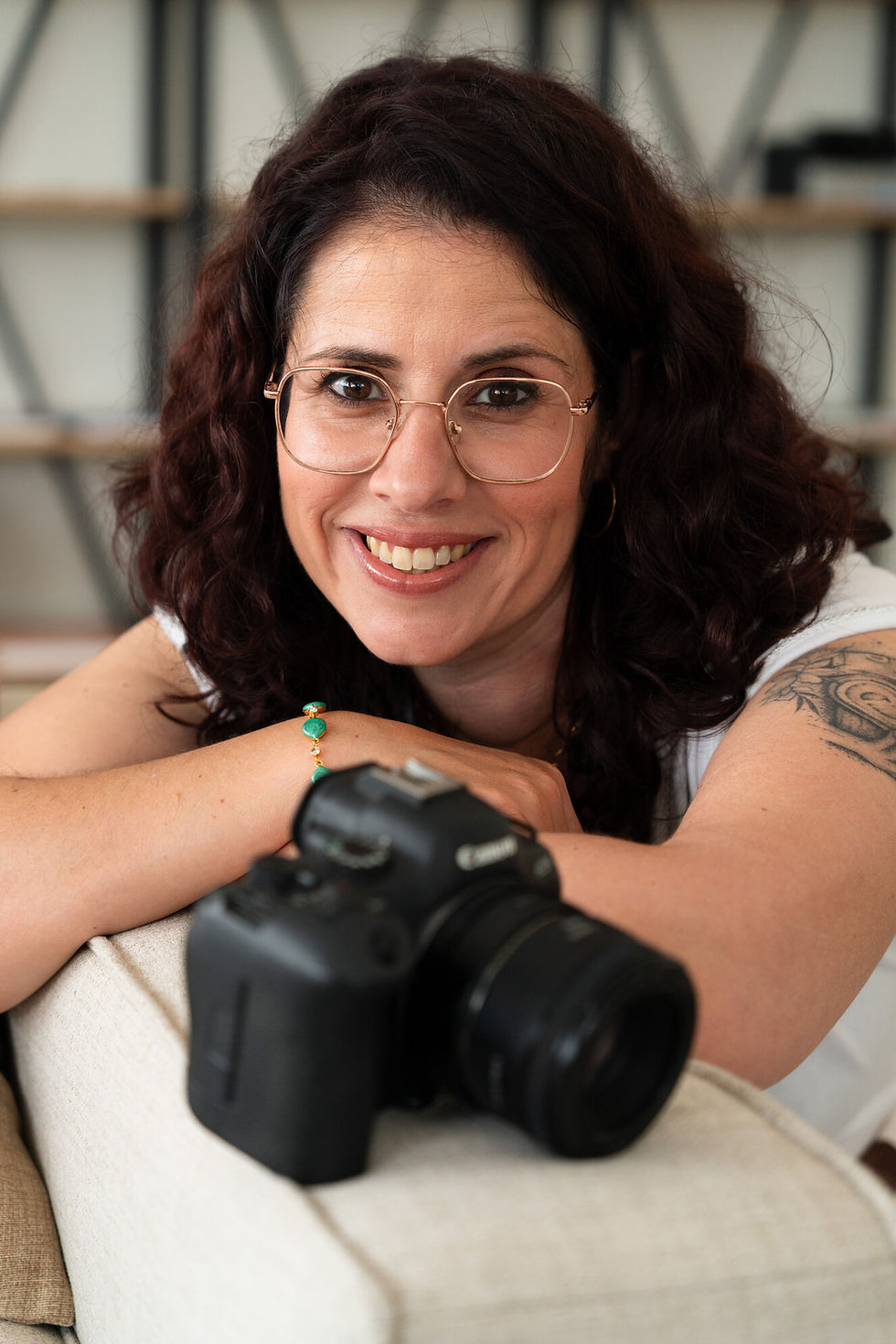 Emeline, photographe pour photo d’identité bébé à domicile à Sète