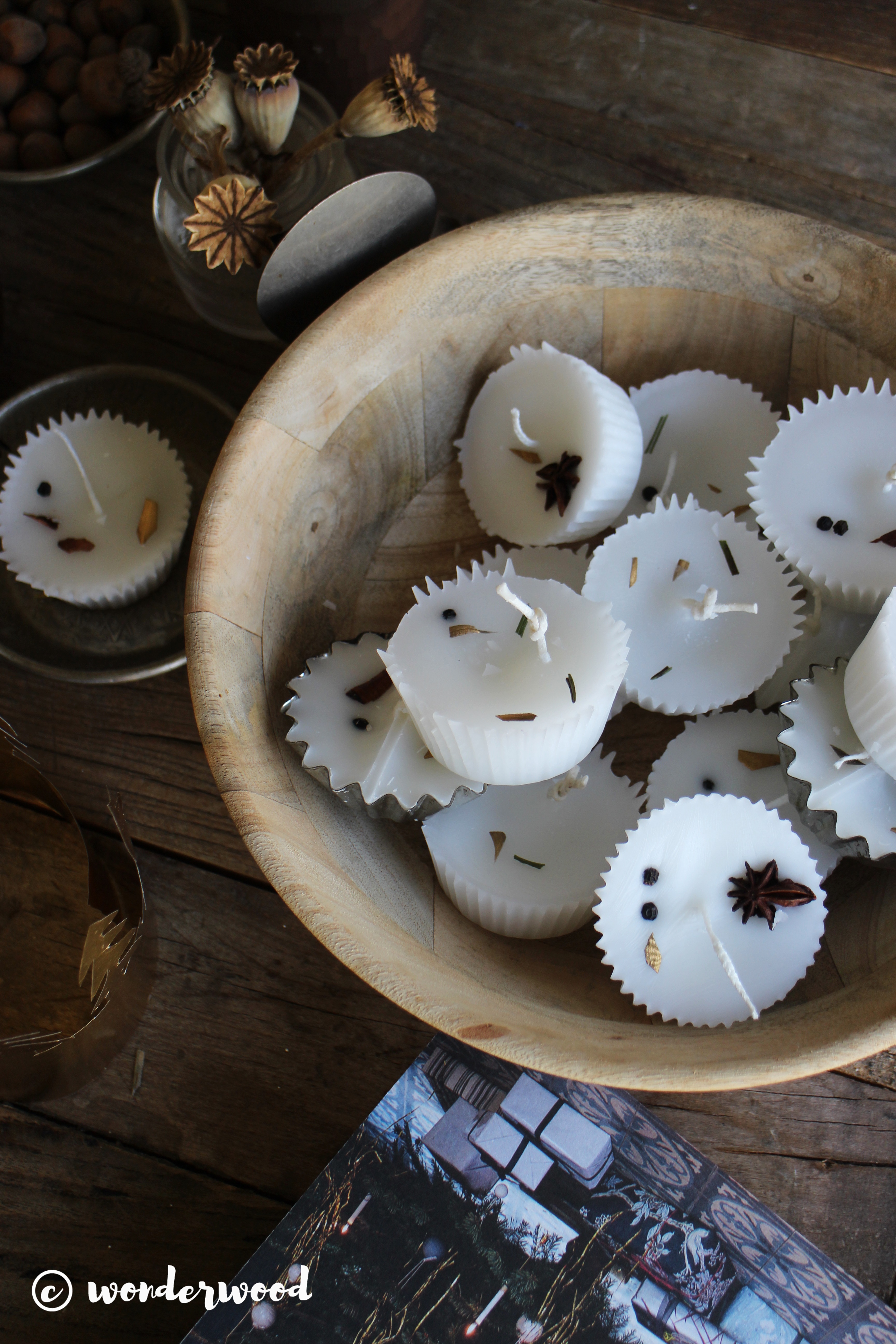 scented fall candles