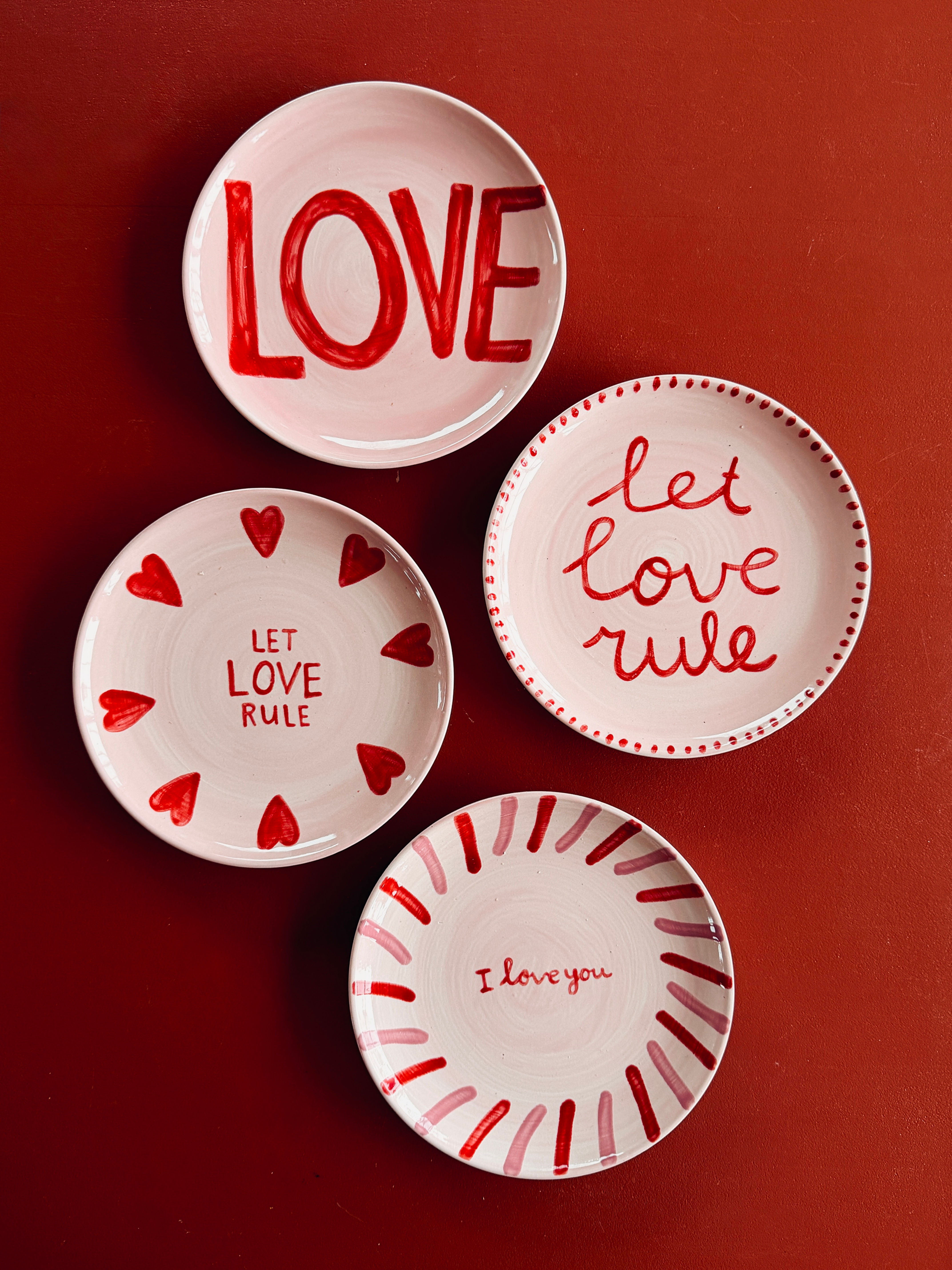 Hand-painted plate - 4 different designs