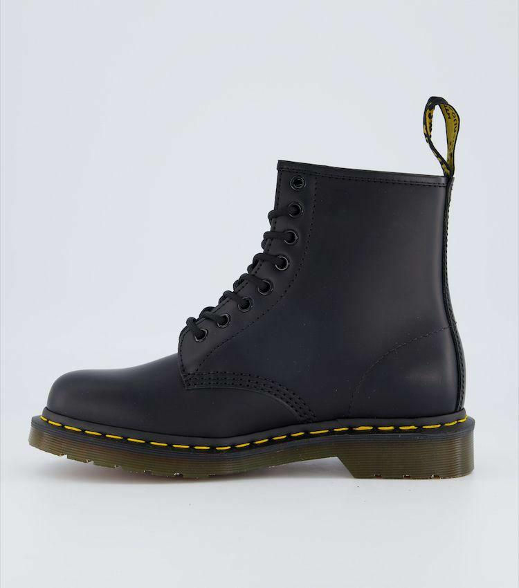 Thumbnail: Dr. Martens 1460 Smooth Leather Hi Top 8 Eye Shoe