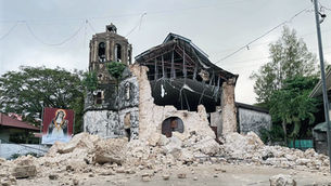 Cebu Churches, severely affected by 6.9 earthquake