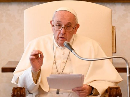 10 Lessons on Social Media Presence from Pope Francis, Quiapo Church and ABS-CBN’s Jacque Manabat