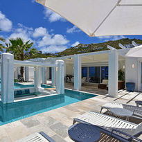 Coral Beach Club - Private Luxury Villas