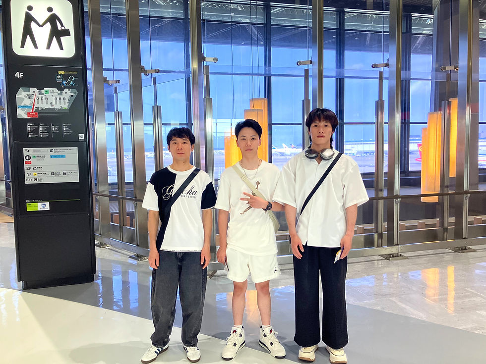 いってらっしゃい!元気な笑顔でまた日本で会いましょう!