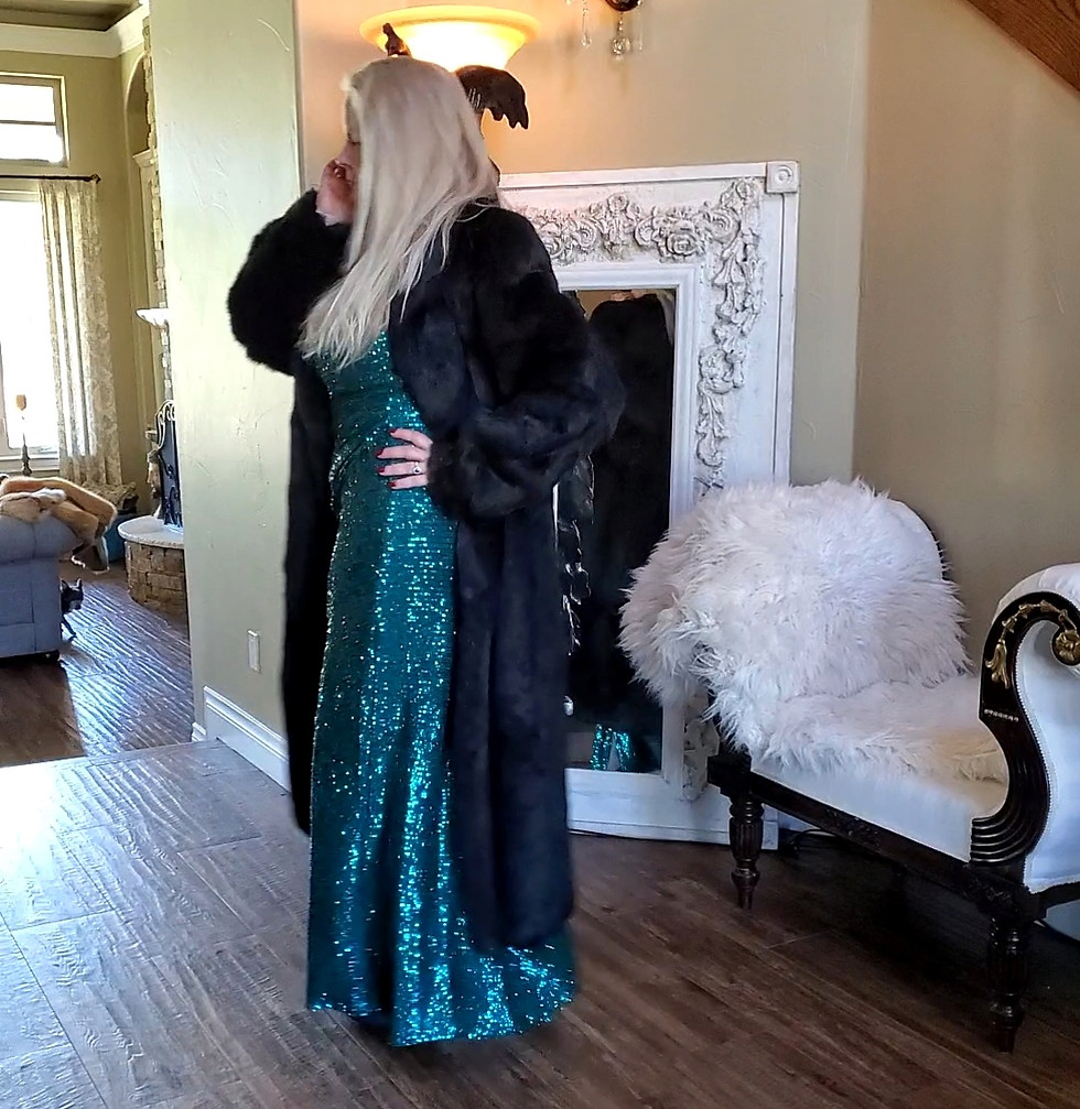 Thumbnail: Luxurious Black Extra Long Rabbit Fur Coat