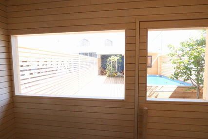 サウナの窓