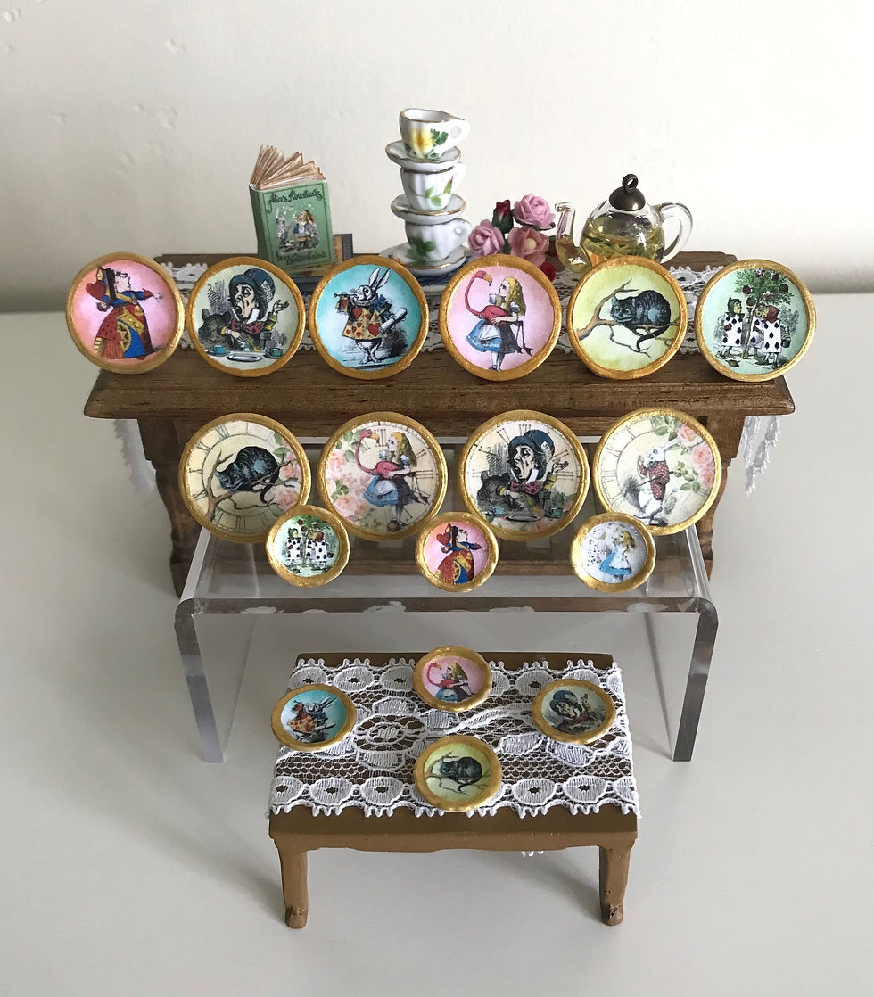 Thumbnail: Set of 4 Mini Dollhouse 1:12 Ceramic Alice in Wonderland Plates in 4 Styles
