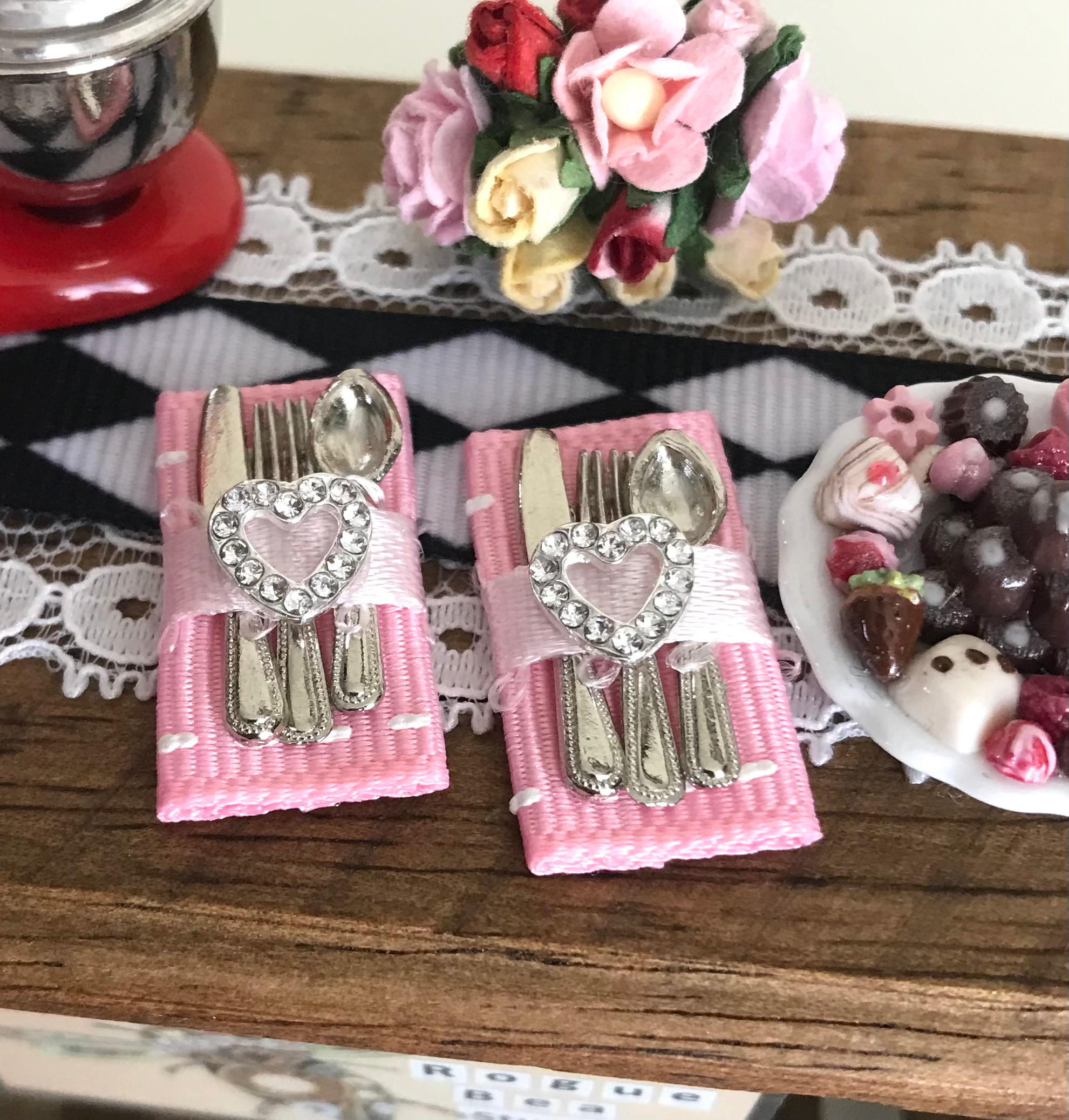 Set of 2 Dollhouse Valentine's Heart, 1:12 Napkins with Silver Flatware