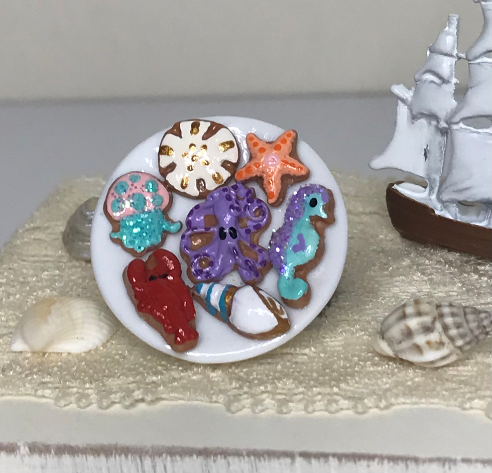 Miniature Dollhouse 1:12 Beach, Nautical Themed Ceramic Cookie Plate