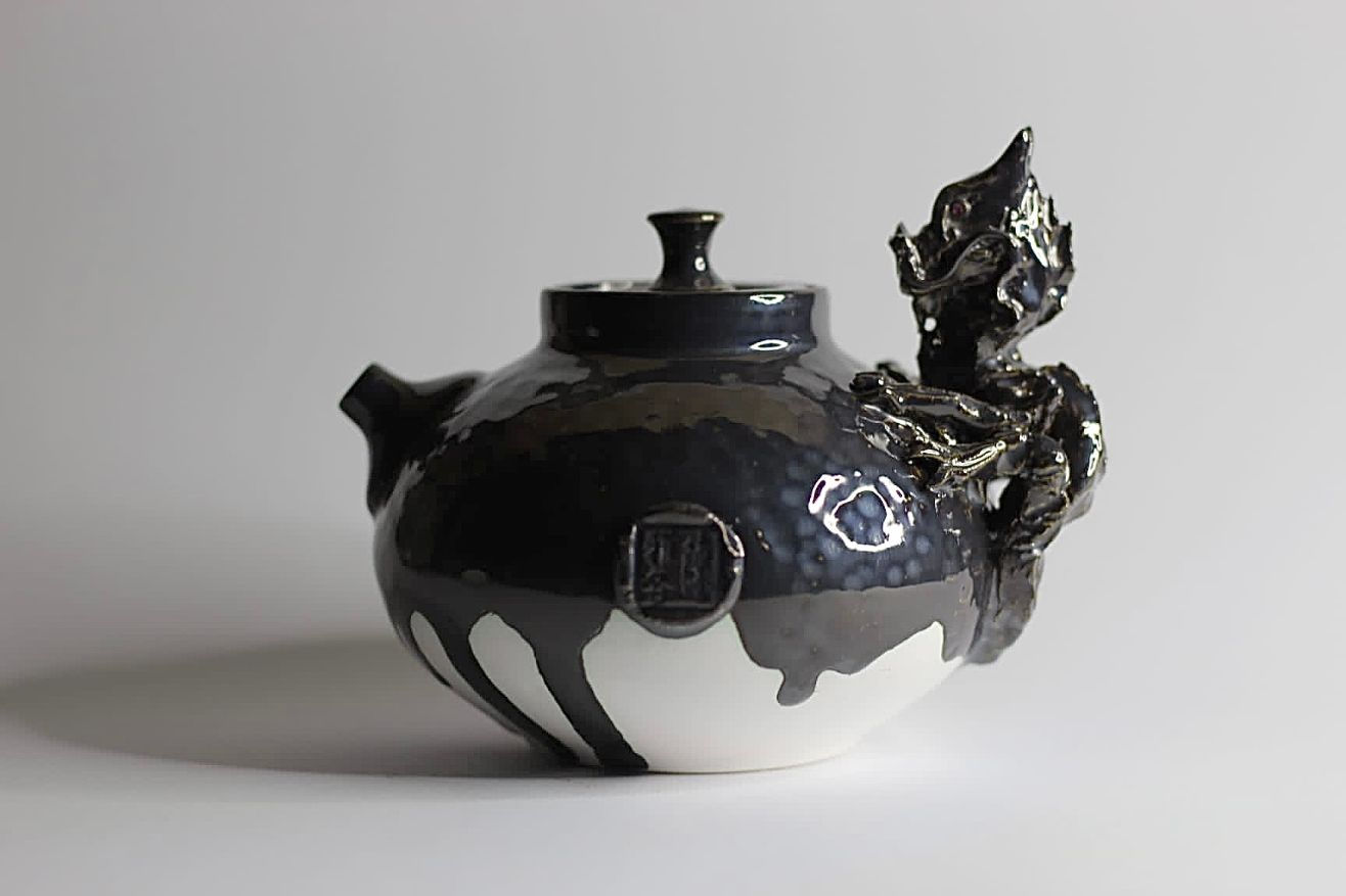 JACON CHAN   'Palm Teapot 5'