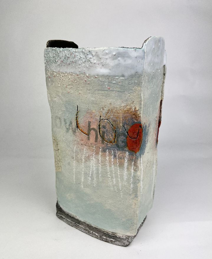 Thumbnail: CRAIG UNDERHILL   'Hi Low'