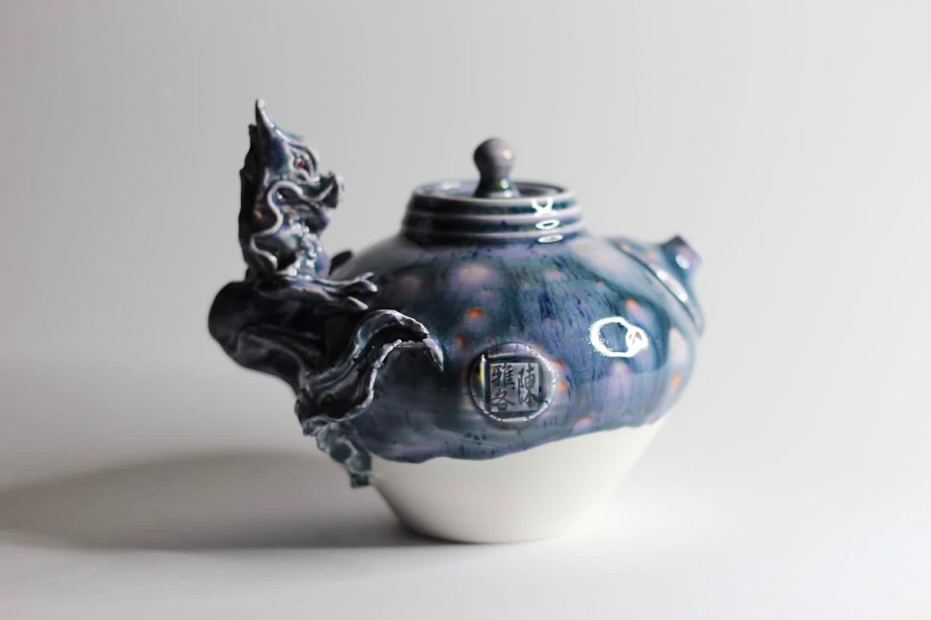 JACOB CHAN   'Palm Teapot 25'