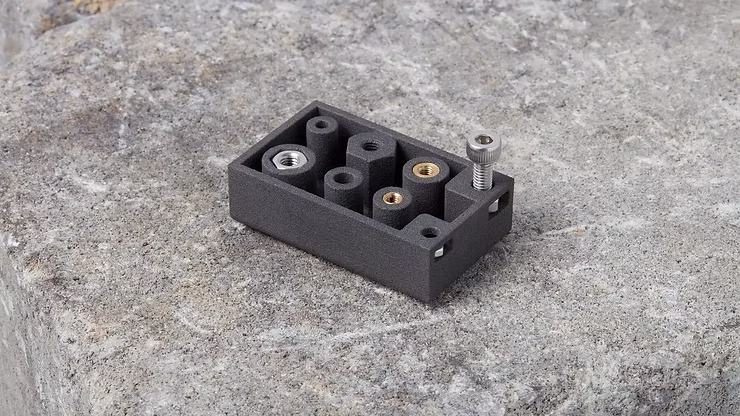 SLS方式3Dプリンターによるネジ固定の検証 Fuse1+やForm4によるプリント