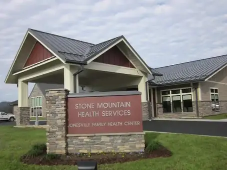 Virginia Doctor and Health Clinics Face $2.35 Million Lawsuit for Alleged Medical Negligence