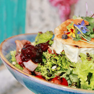 ENSALADA DE QUESO DE CABRA