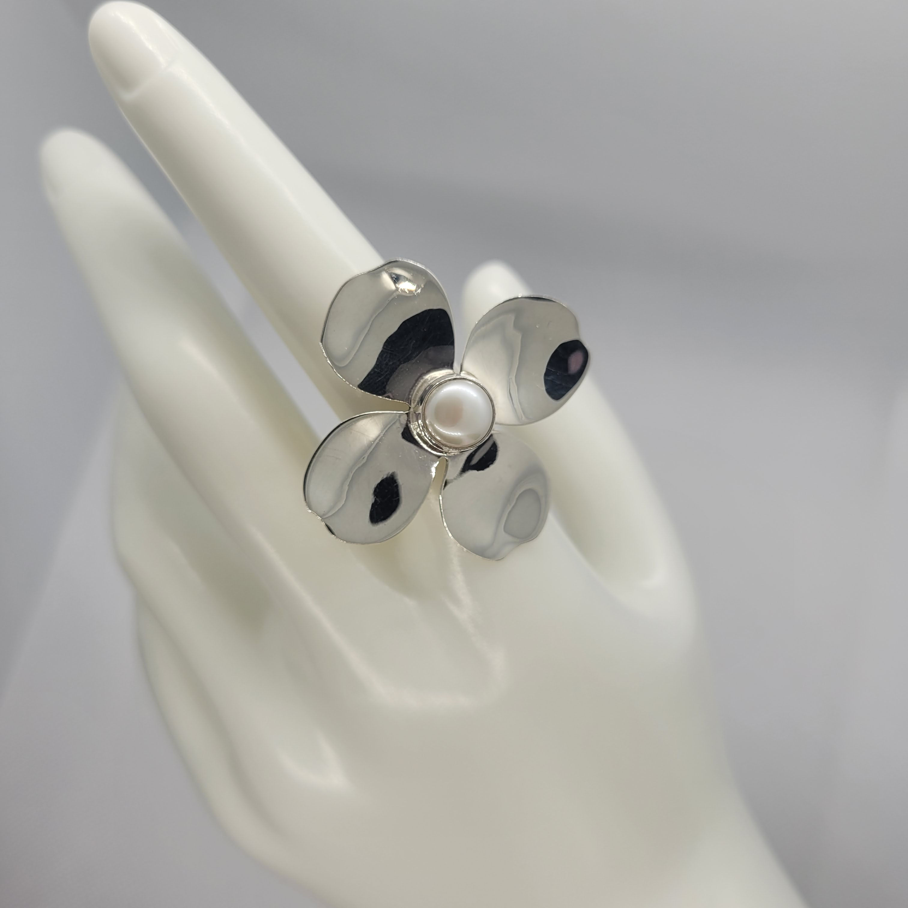 Anillo de flor