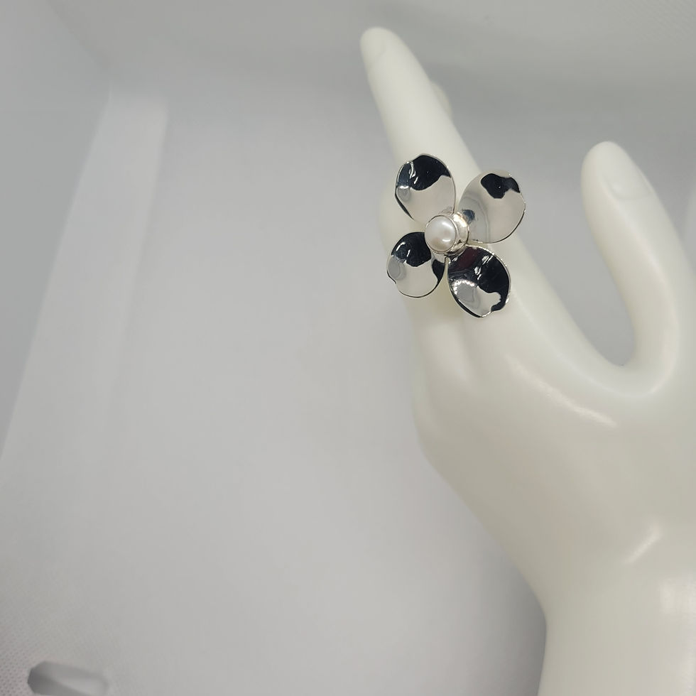 Miniatura: Anillo de flor