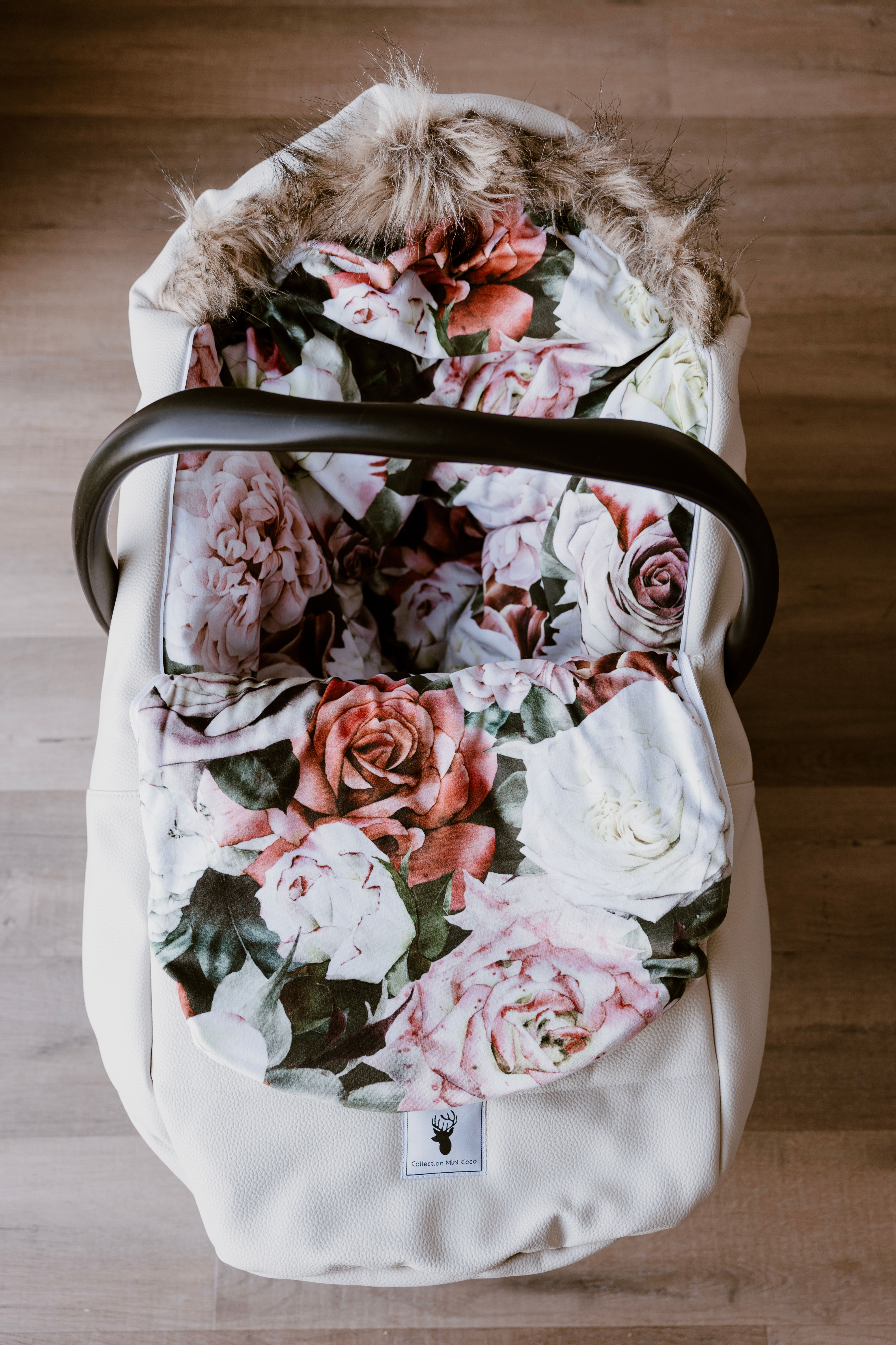 Housse de coquille hiver | Minky floral chic et cuir vegan sable