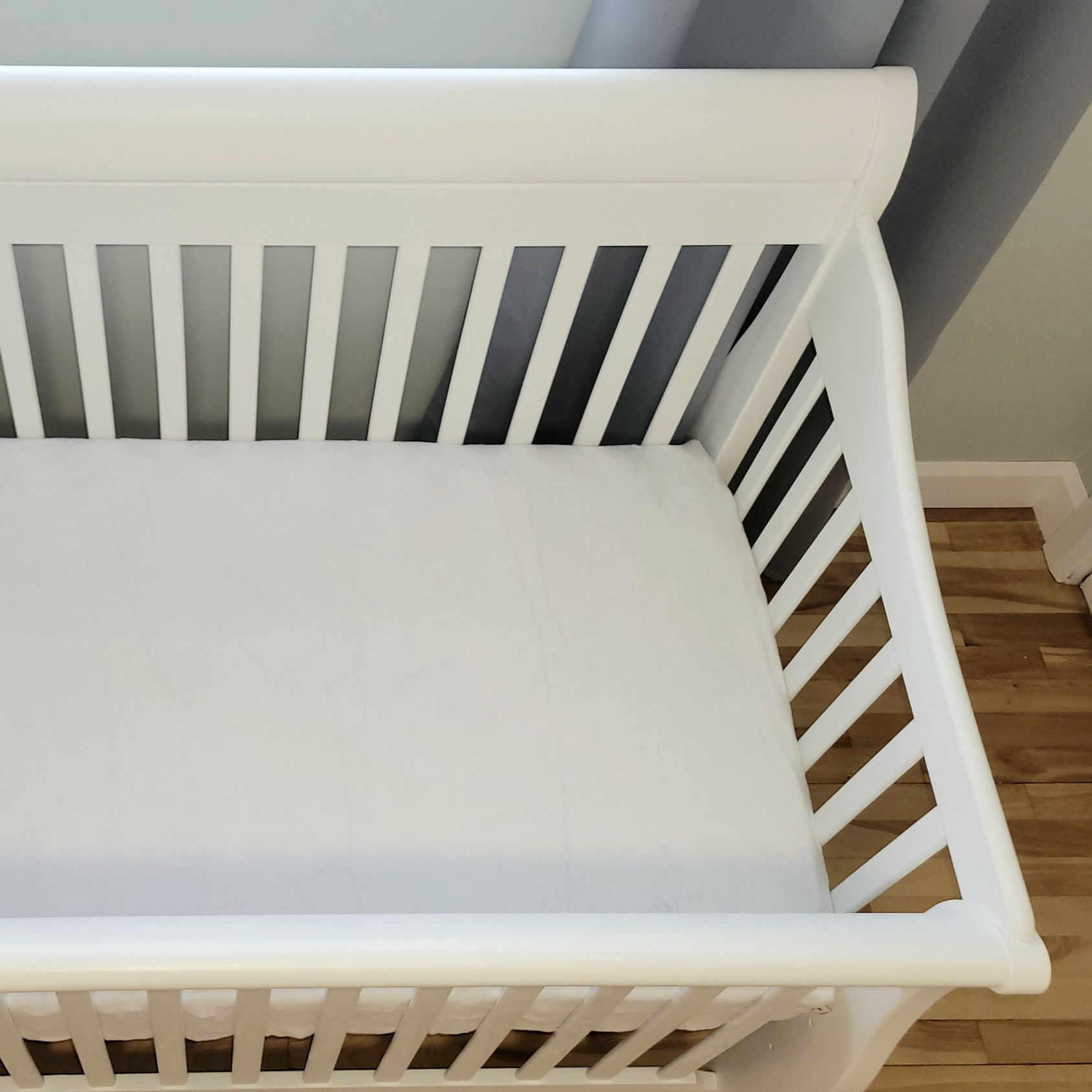 Literie | Drap contour (Couvre matelas) lit de bébé | Minky standard blanc uni