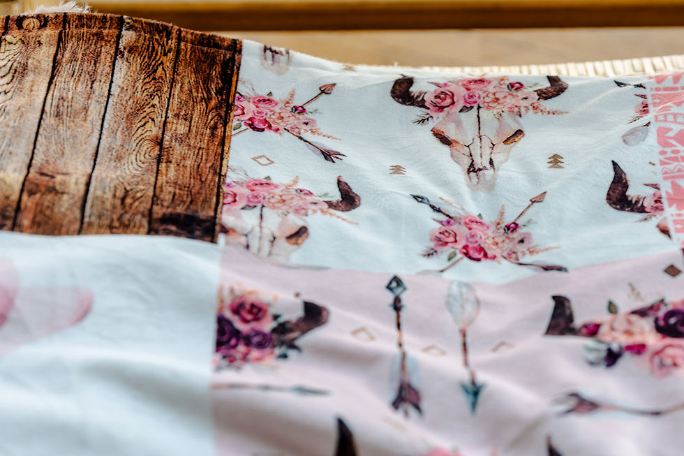 Doudou en minky | Enfant | Patchwork chevreuil et fleurs