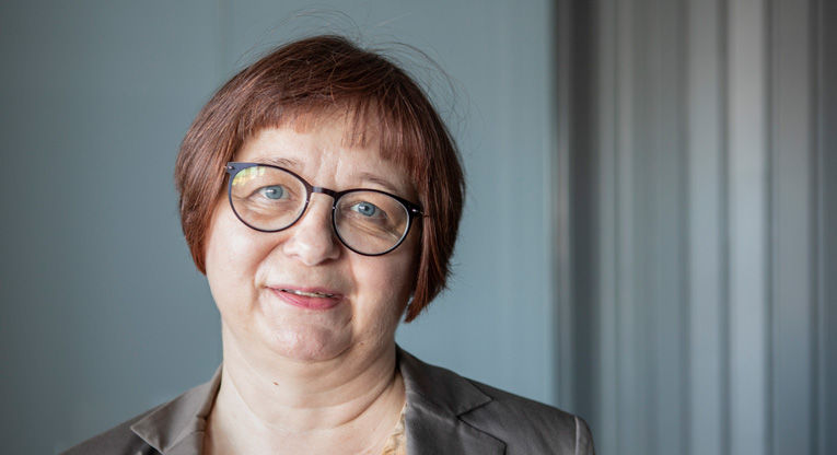 Kuva Kirkon ulkomaanavun hallituksen puheenjohtajasta Tarja Kantolasta