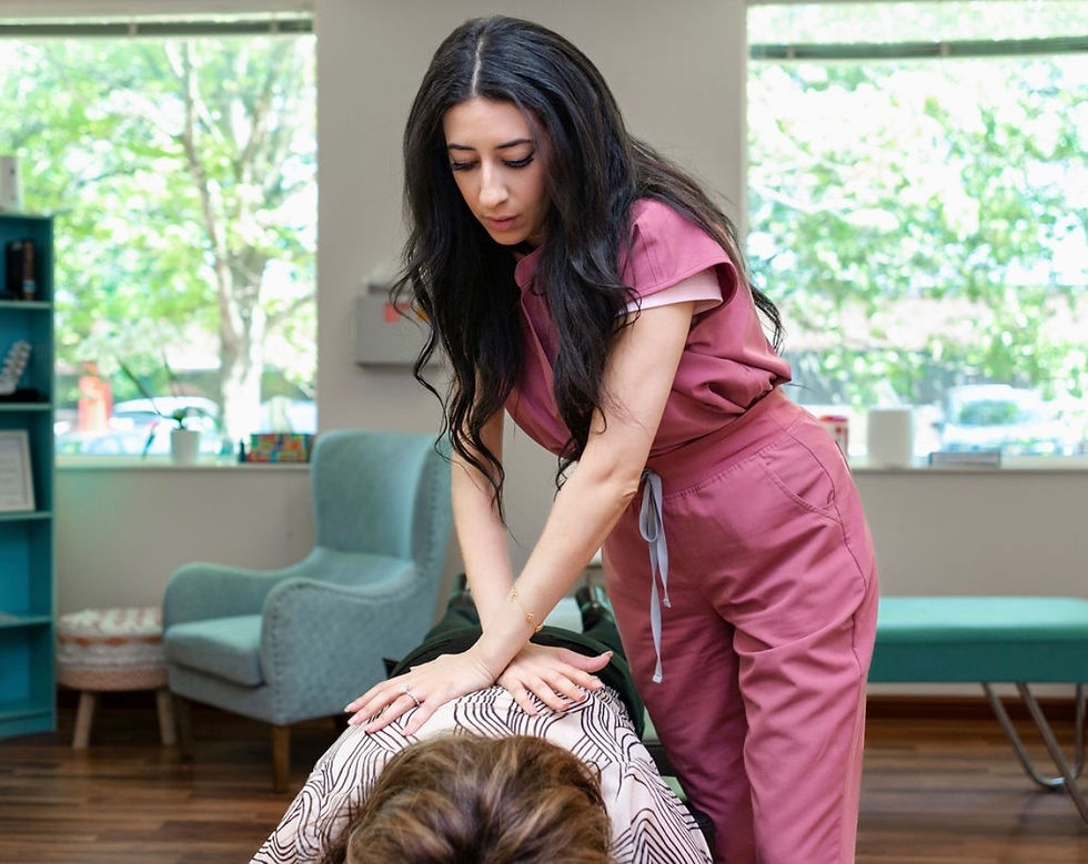Perimeter-Chiropractic-Nashville-TN-Doctor-Christine-Isaac-Performing-chiropractic-adjustment