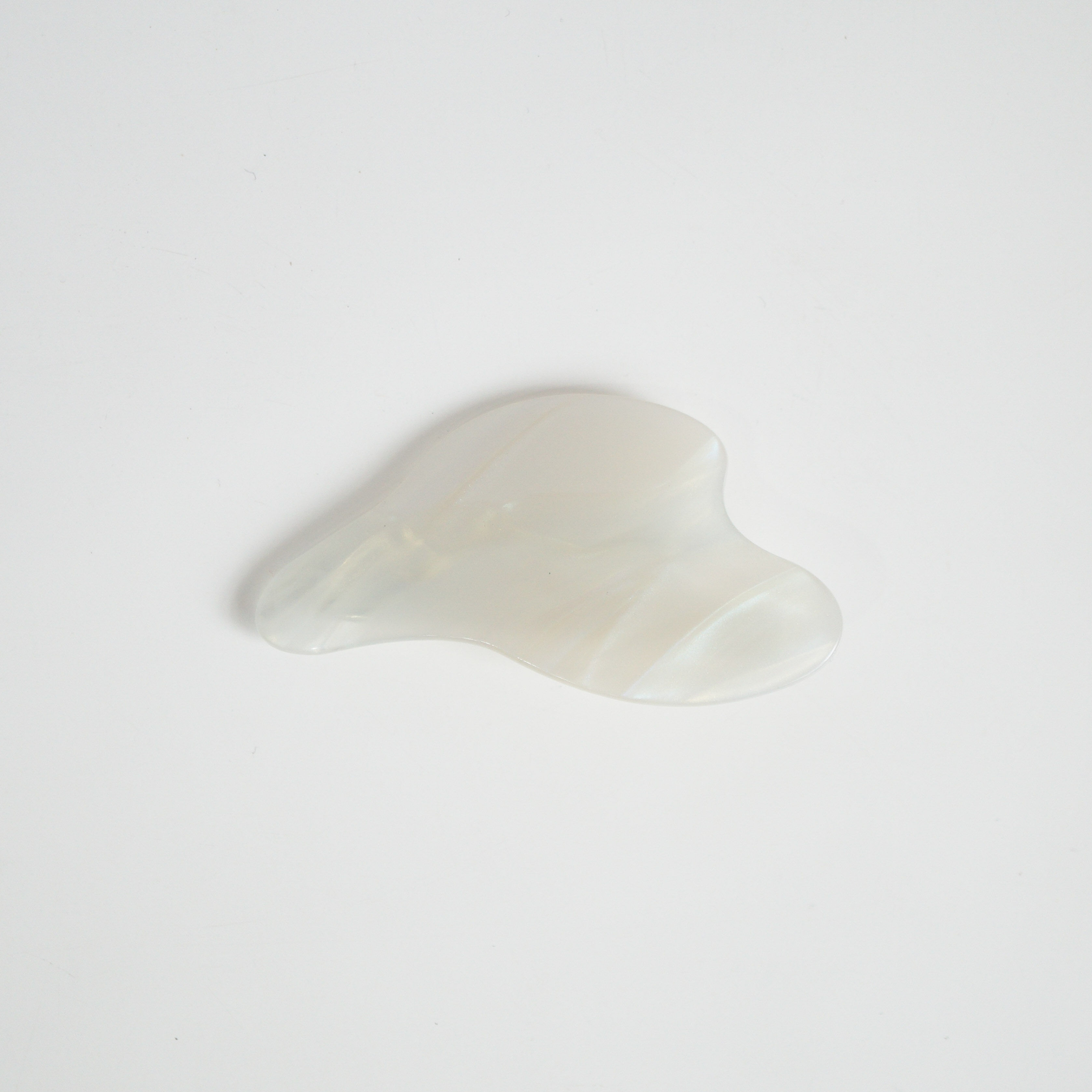 Nuance Hair Clip -White-