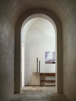 AtelierAM Burgundy limestone