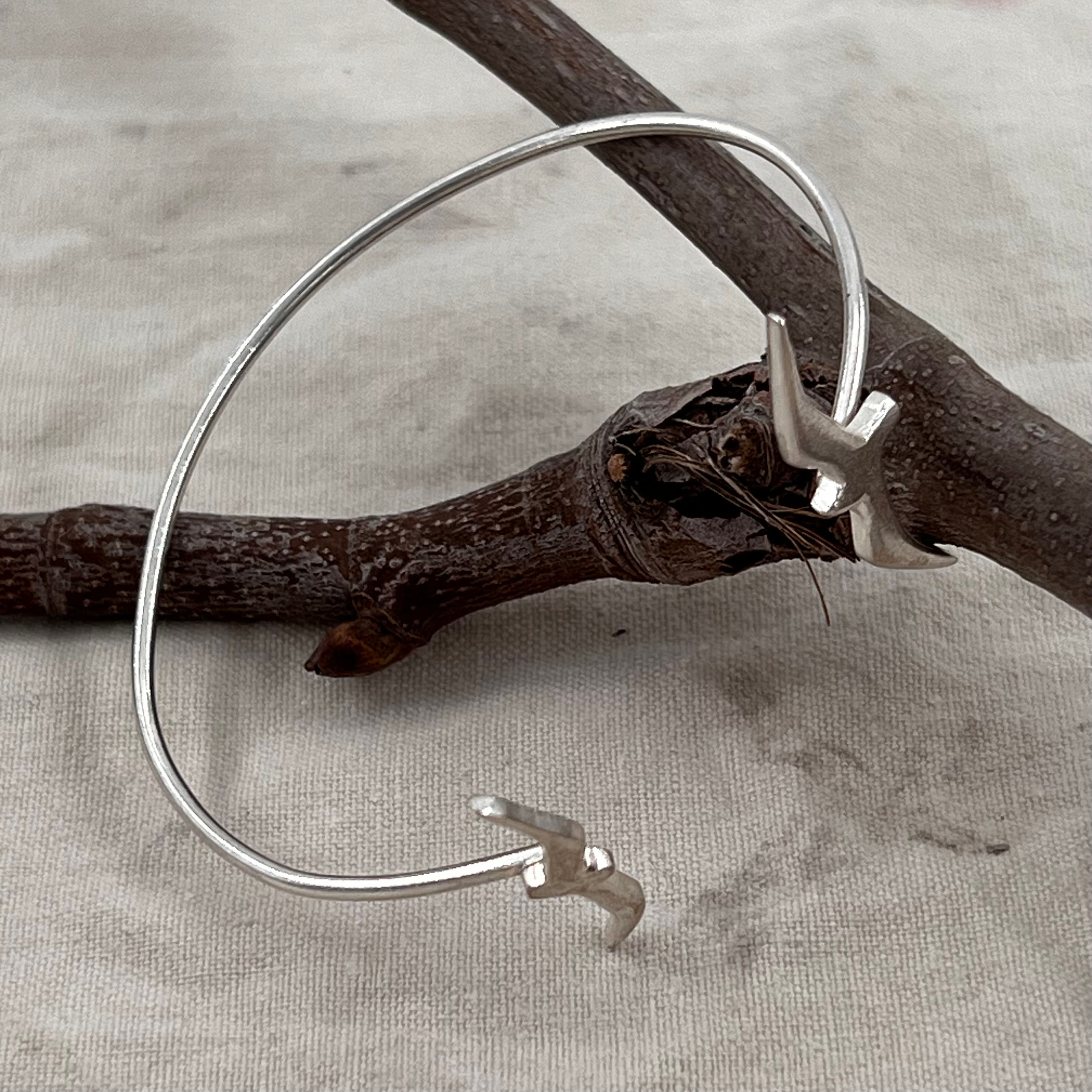 Kuş Figürlü Kelepçe Bileklik