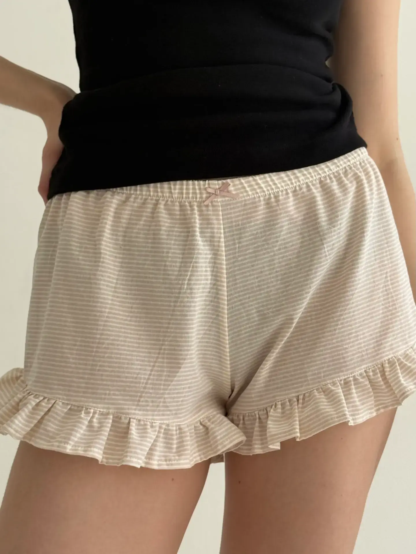 Шорти смужка тонка котон Рюш беж/молоко