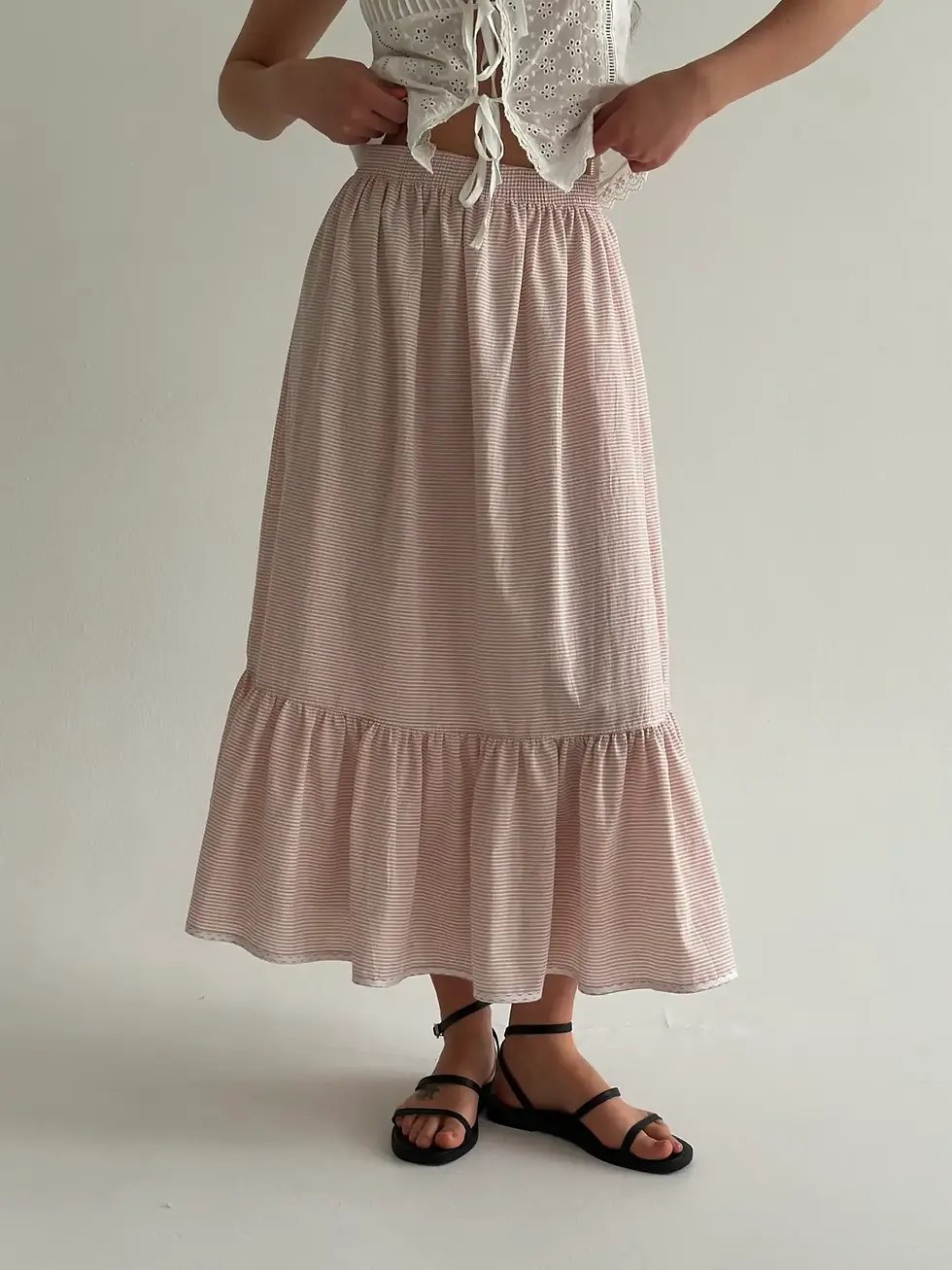 Прев'ю: Спідниця котон тонка смужка довга з тасьмою пудра/молоко