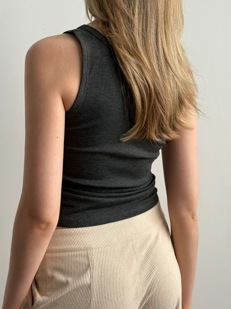 Прев'ю:  Майка базова рубчик графіт