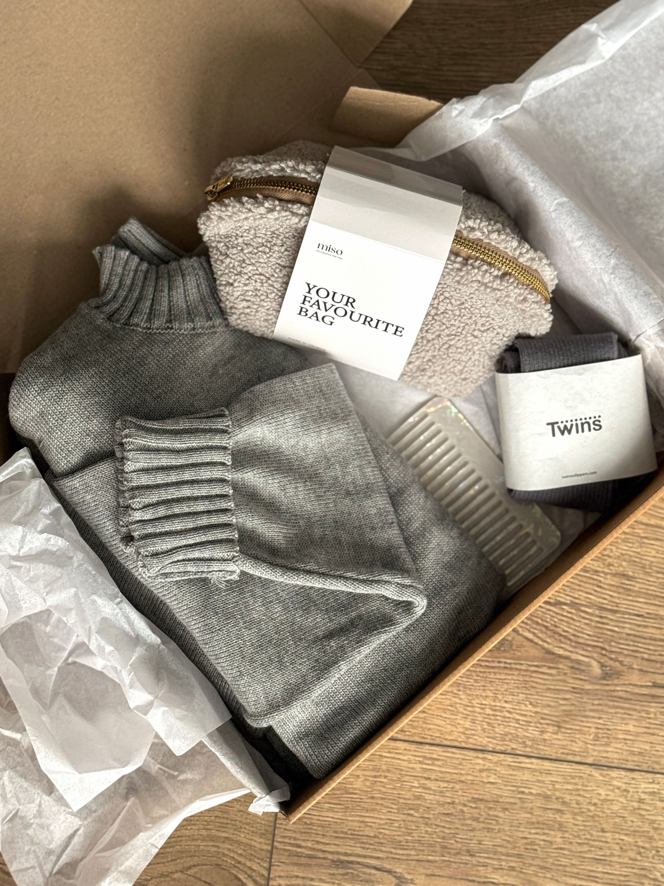 Набір подарунковий  сірий