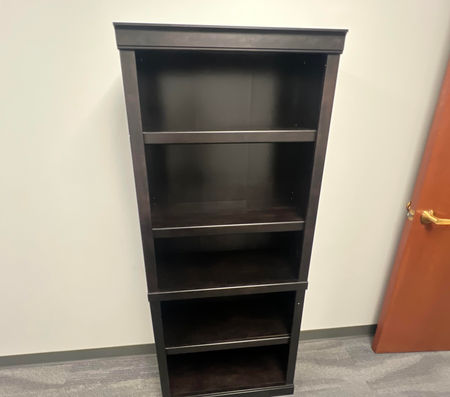 bookshelf 2.jpg