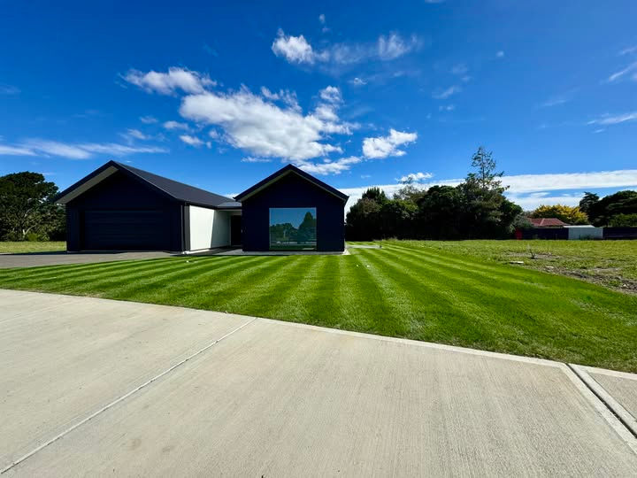 hydroseeding grass green nelson tasman marlborough ready lawn turf lush tool hire