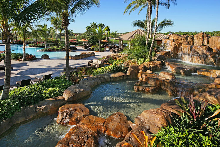 Paseo.Pool2.jpg
