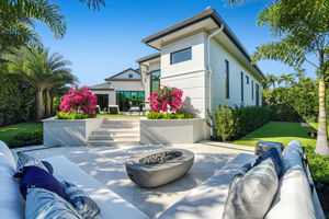 Fire pit lounge area