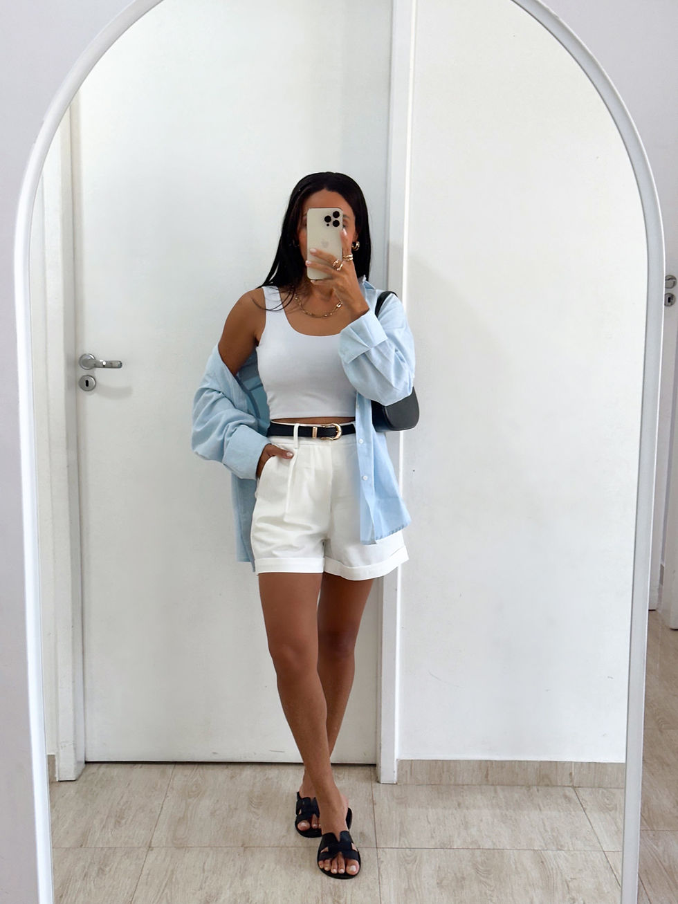 Miniatura: SHORTS OLIVIA