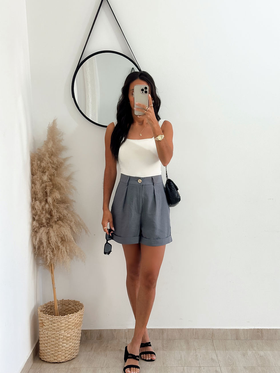 Miniatura: SHORTS OLIVIA