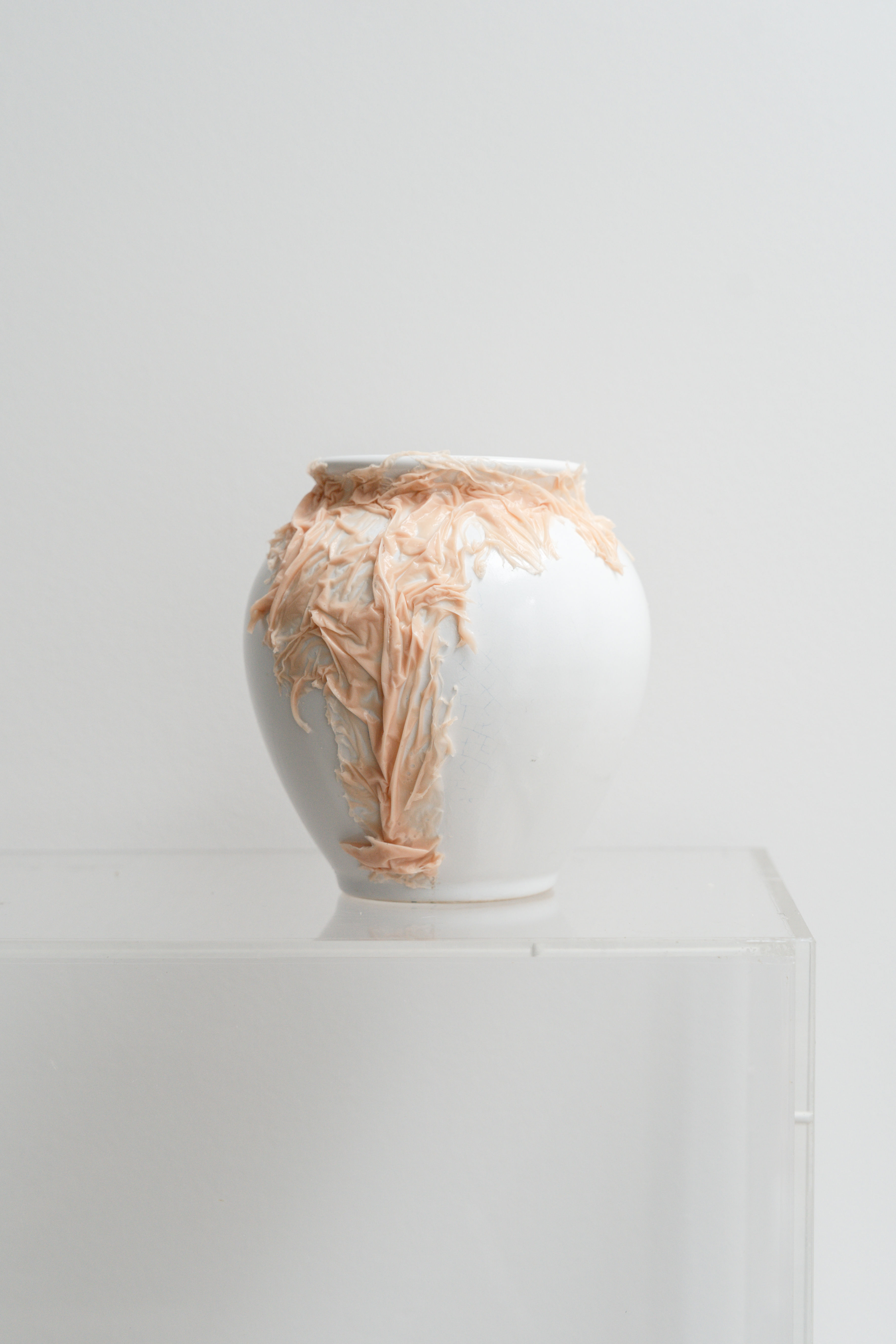 Short Wrinkled Vase (4)